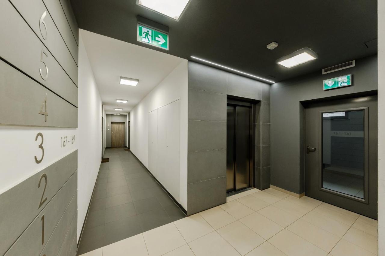 Apartment Wola, Wi-Fi, Smart Lock, Air Condition Warsawa Bagian luar foto