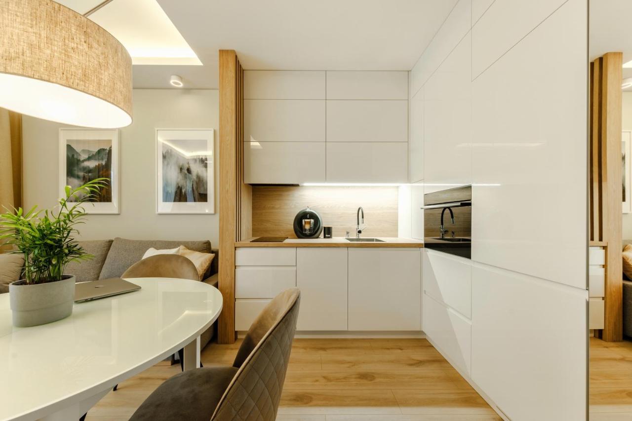 Apartment Wola, Wi-Fi, Smart Lock, Air Condition Warsawa Bagian luar foto
