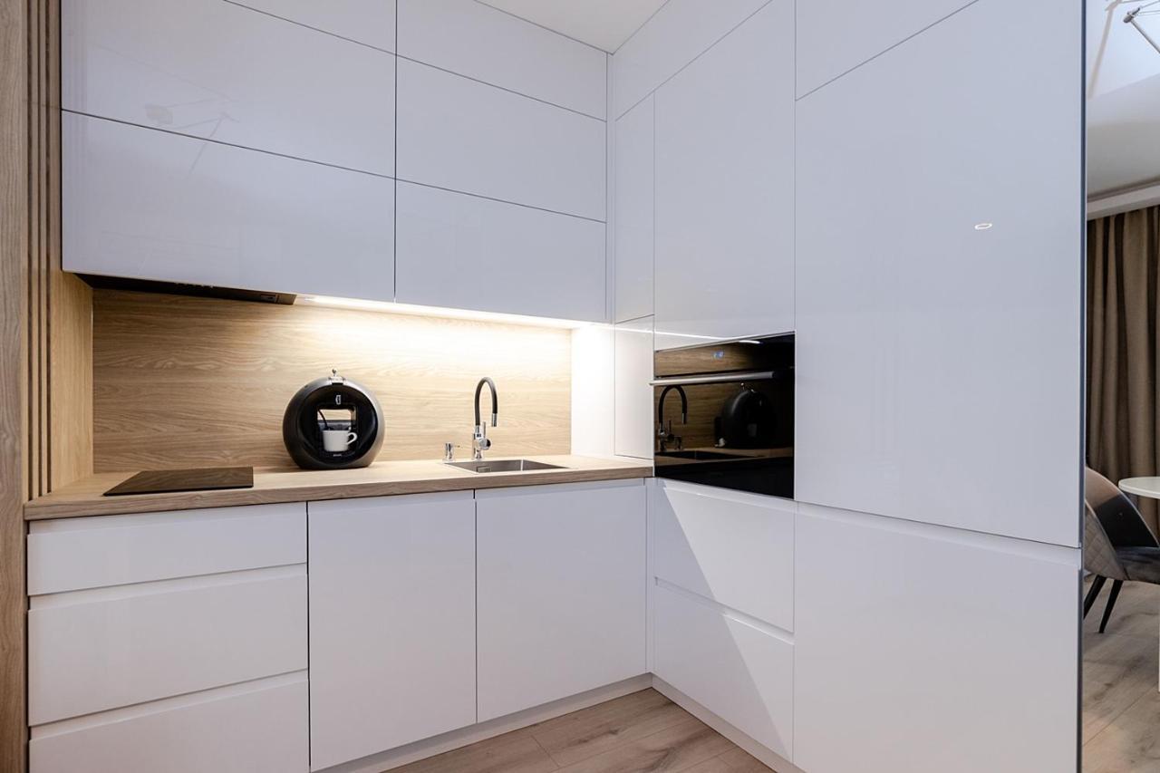 Apartment Wola, Wi-Fi, Smart Lock, Air Condition Warsawa Bagian luar foto