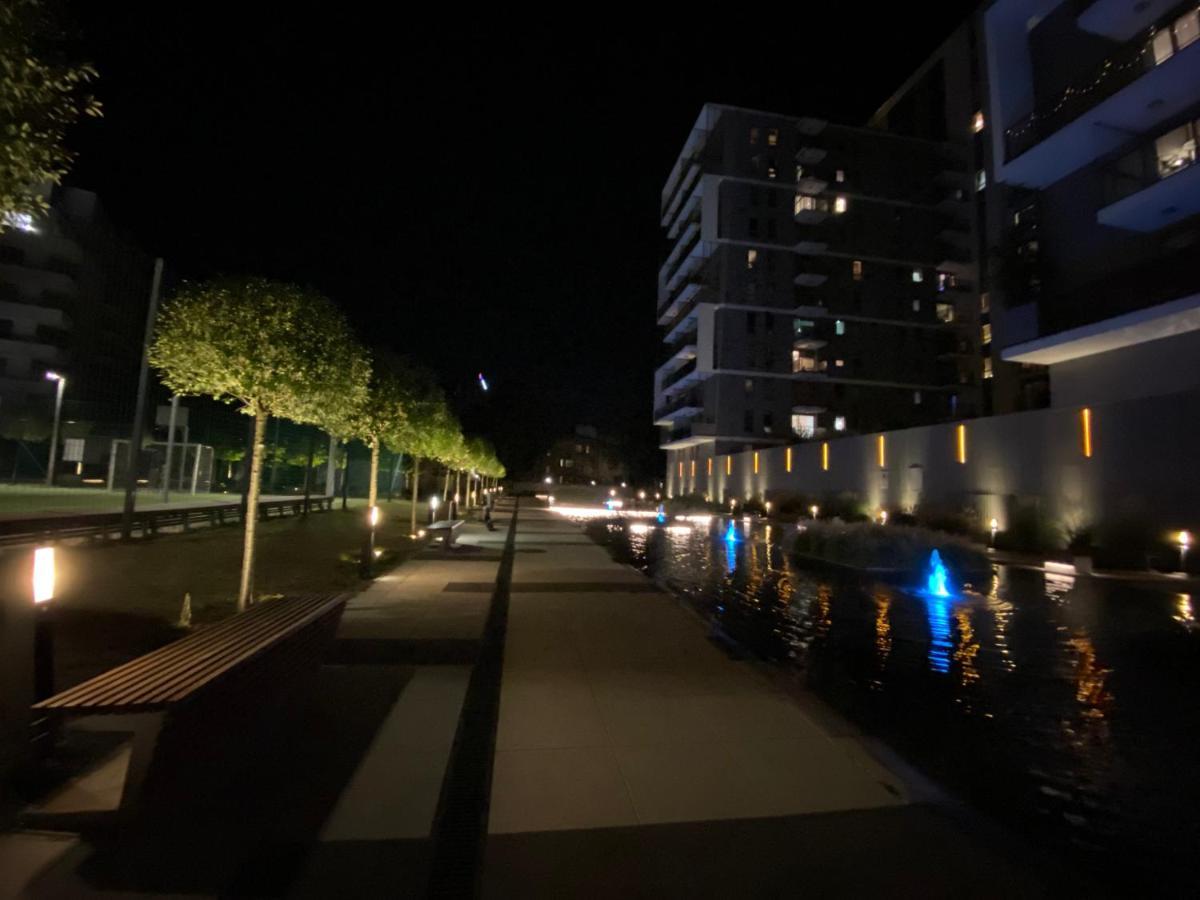 Apartment Wola, Wi-Fi, Smart Lock, Air Condition Warsawa Bagian luar foto